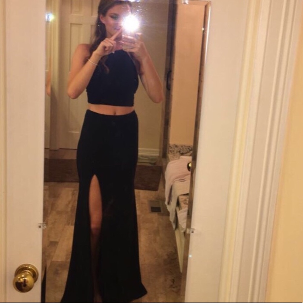 !!!! SALE !!!!! SHERRI HILL PROM DRESS